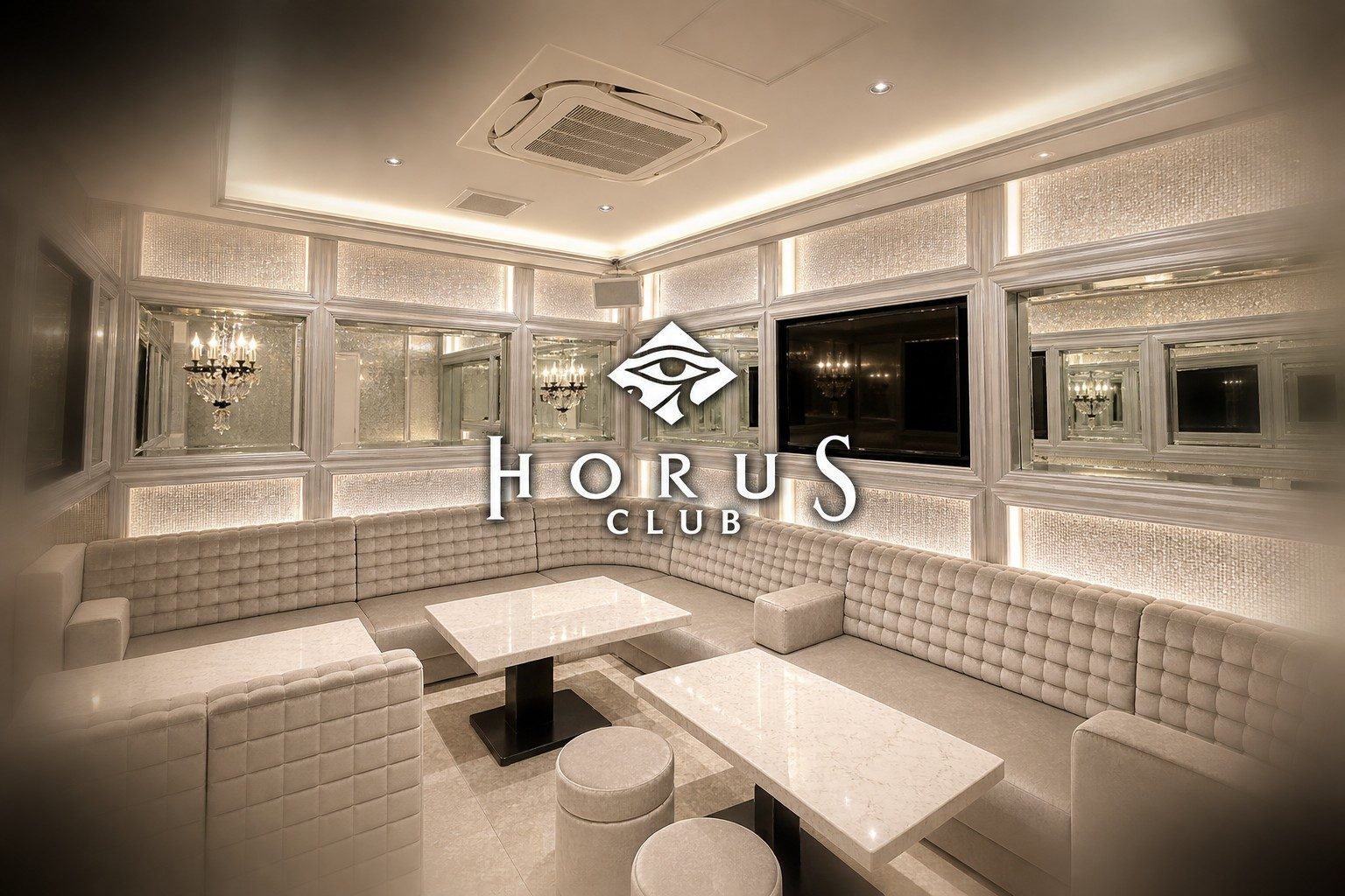 CLUB HORUS（ホルス）北新地の店内。コの字のソファ席